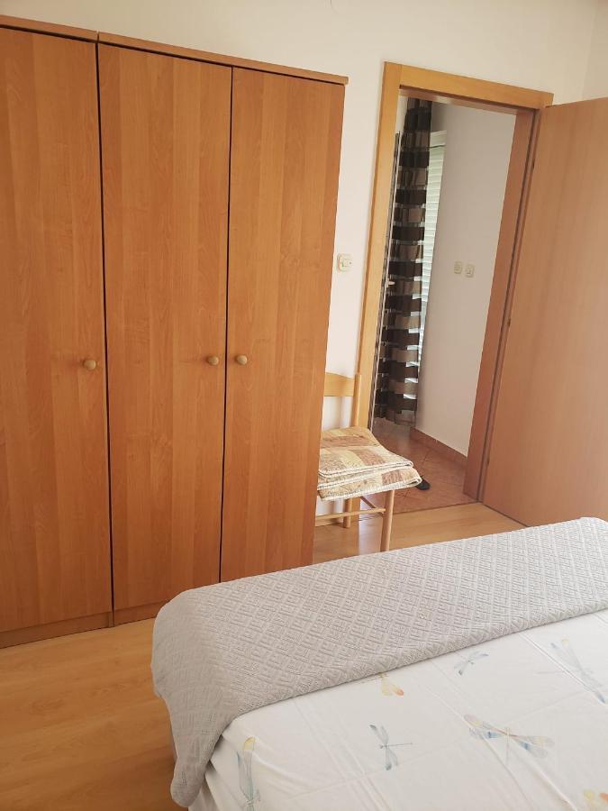 Apartmani Ciklic Dobropoljana Ngoại thất bức ảnh