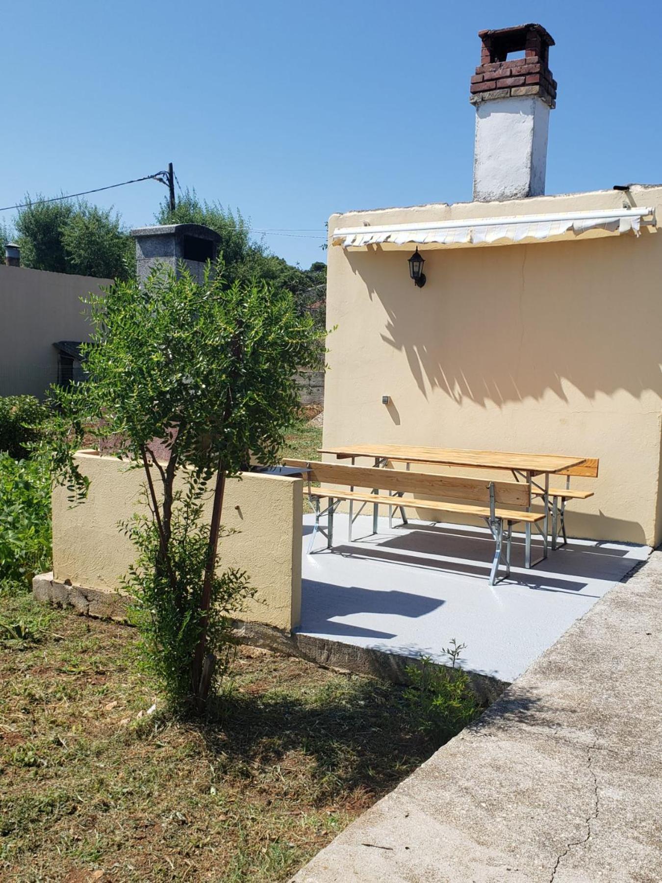 Apartmani Ciklic Dobropoljana Ngoại thất bức ảnh